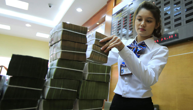 Giới buôn BĐS chỉ ngóng tiền chảy vào. Ảnh: Như Ý.