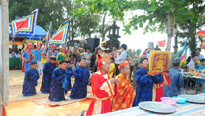 Lễ thanh minh khao lề thế lính Hoàng Sa