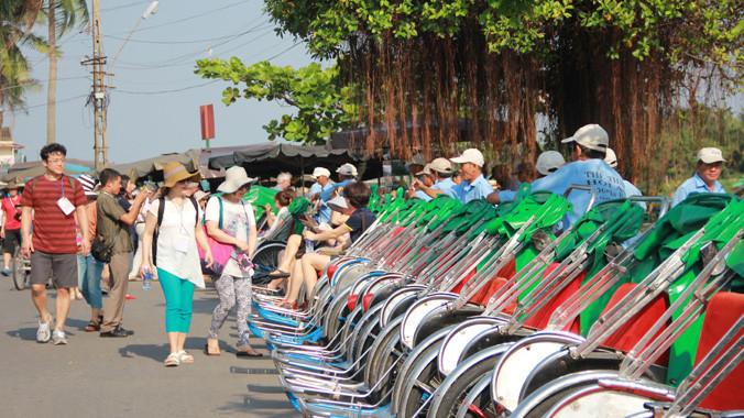 Dù không có nhiều tiền quảng bá, xúc tiến thu hút khách nước ngoài, nhưng ngành du lịch đề xuất nhiều giải pháp tăng hiệu quả trong năm mới. Ảnh: Toan Toan.