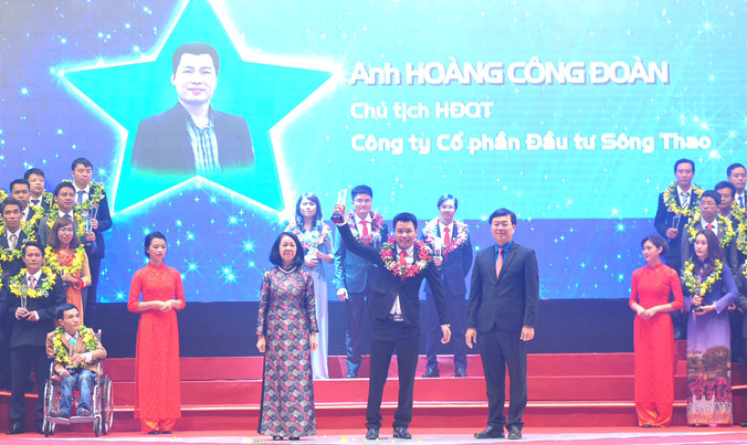 Anh Hoàng Công Đoàn - Chủ tịch HĐQT Cty CP Sông Thao, là một trong 10 Doanh nhân trẻ khởi nghiệp xuất sắc nhất năm 2016. Ảnh: Xuân Tùng.