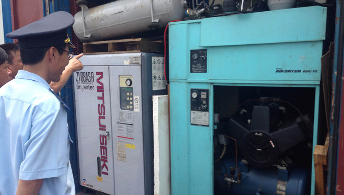 Một lô hàng điện tử nhập lậu bị cơ quan chức năng bắt giữ trước khi thông quan.