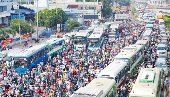 Tình trạng kẹt xe kinh hoàng tại TPHCM. Ảnh: Ngô Bình.