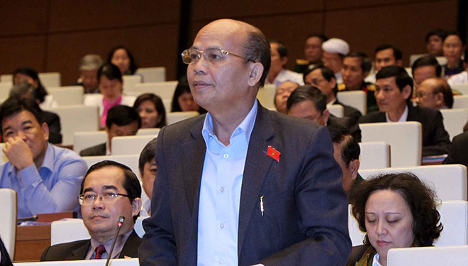 Theo ĐB Đỗ Văn Đương, nạn “chạy chức, chạy quyền” không chỉ gây bất công xã hội mà còn khiến người trong sạch bị ảnh hưởng, bị cô lập. Ảnh: Như Ý.