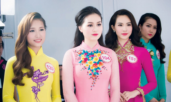 Những gương mặt chung khảo phía Bắc. Ảnh: Lê Chí Linh.