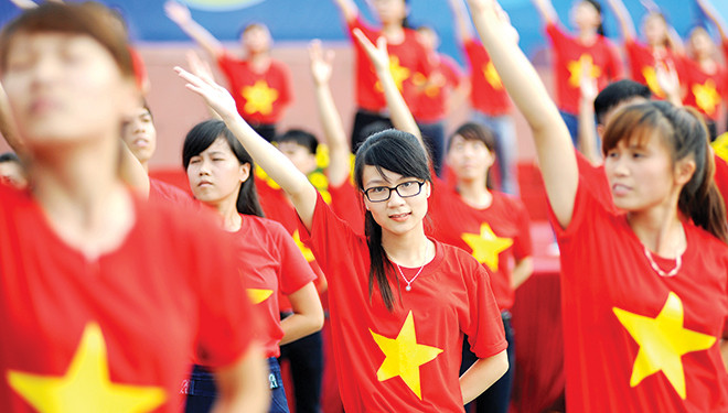 Thanh niên luôn khát khao được đối xử công bằng và đây cũng chính là một động lực để thanh niên phấn đấu, cống hiến và trưởng thành. Ảnh: Xuân Tùng.