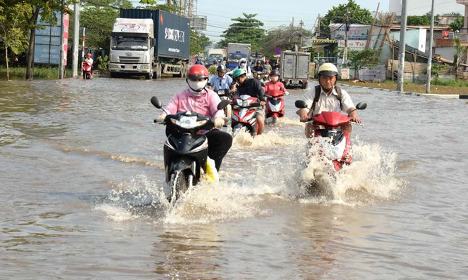 TP.HCM đang đối mặt với tình trạng ngập nước ngày càng nặng. Ảnh: Thanh Niên. 