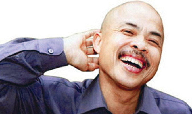 Nghệ sỹ Hán Văn Tình đóng đinh với hình ảnh quen thuộc.