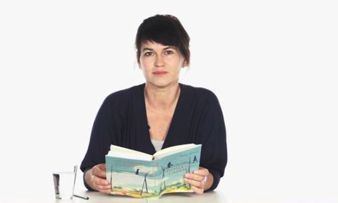 Nhà văn Karin Kalisa.