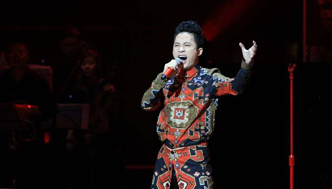 Tùng Dương - gương mặt trẻ tiêu biểu.