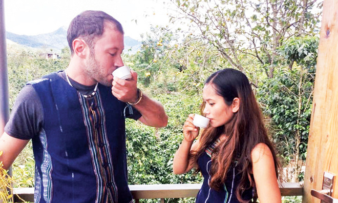 Chàng rể Tây ở miền gái đẹp