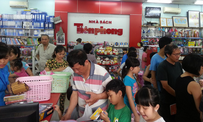 “Tết thiếu nhi - Bé đi nhà sách“