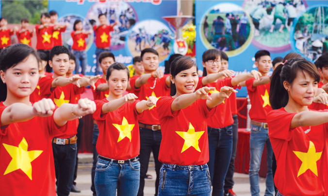 Hoạt động tình nguyện sẽ có trọng tâm, trọng điểm, giải quyết những việc cụ thể, thiết thực. Ảnh: Xuân Tùng.