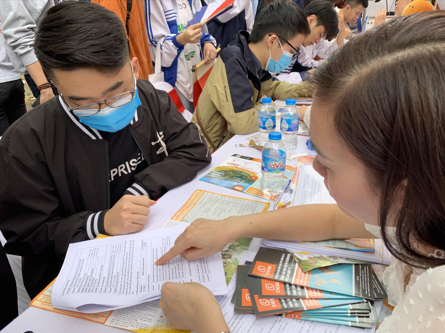 Giải bài toán quy hoạch mạng lưới các trường ĐH như thế nào? (Ảnh chụp trước ngày 27/4). Ảnh: Diệp An 