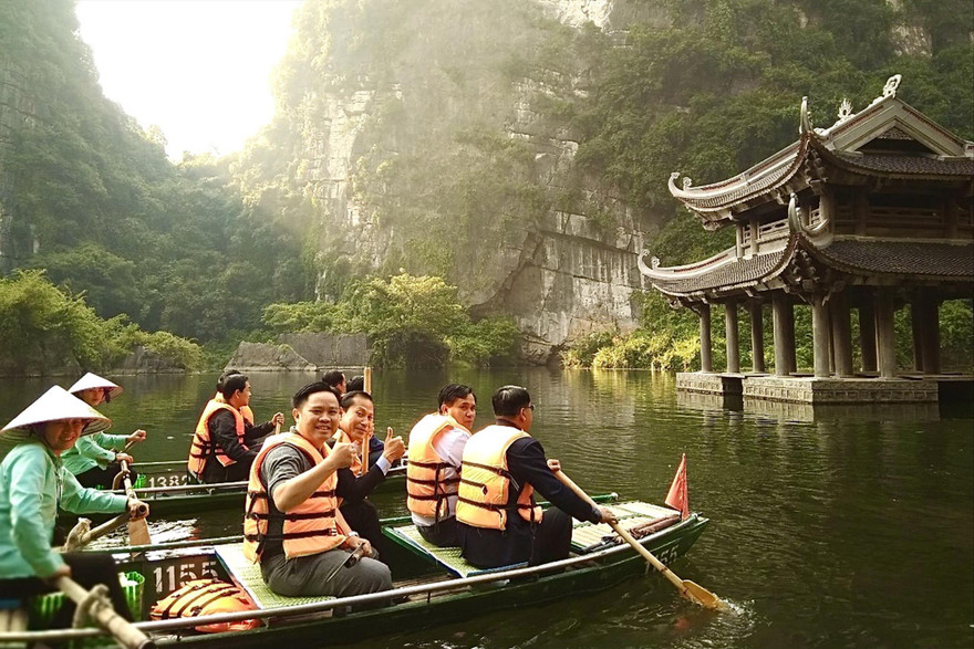 Ninh Bình đón gần 500 đại biểu dự diễn đàn du lịch nội địa