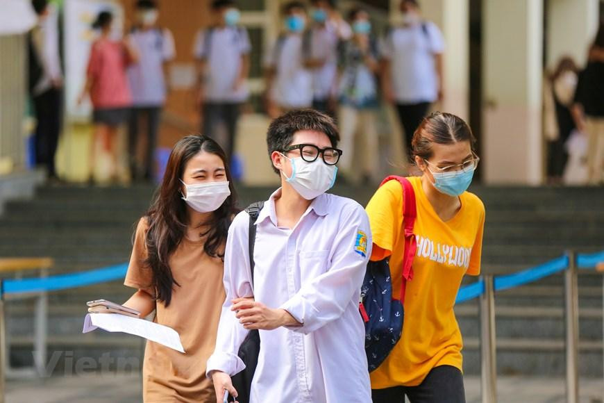 Học sinh thích gặp mặt bạn bè, học trực tiếp hơn học trực tuyến 