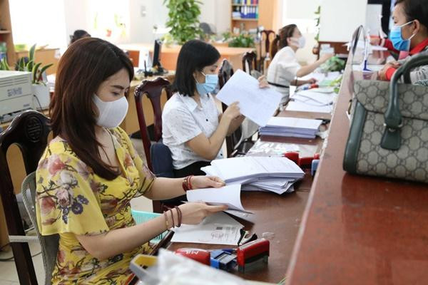 Bộ trưởng Bộ Nội vụ Phạm Thị Thanh Trà nói rằng, Bộ Nội vụ không gặp khó khăn, rào cản nào khi đề xuất cắt giảm chứng chỉ vì đây là vấn đề tác động trực tiếp đến hàng triệu viên chức. Ảnh: T.L