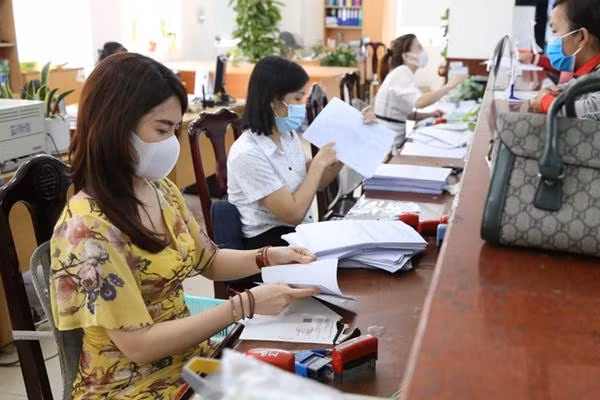 Bộ trưởng Bộ Nội vụ Phạm Thị Thanh Trà nói rằng, Bộ Nội vụ không gặp khó khăn, rào cản nào khi đề xuất cắt giảm chứng chỉ vì đây là vấn đề tác động trực tiếp đến hàng triệu viên chức. Ảnh: T.L
