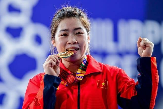 VĐV Hoàng Thị Duyên là niềm hy vọng của cử tạ Việt Nam