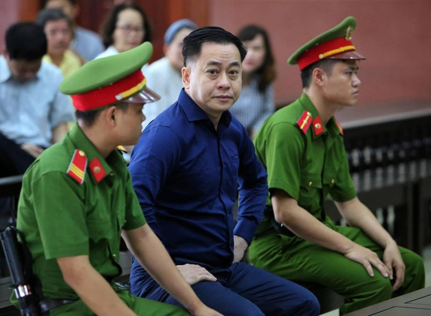 Phan Văn Anh Vũ (tức Vũ “nhôm”) tại một phiên tòa