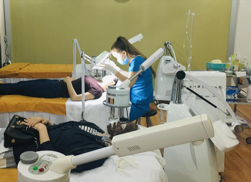 Thiết bị y tế tham gia đấu thầu với giá cao ngất ngưởng do nhiều chiêu thức của các đơn vị nhập khẩu (Ảnh minh họa). Ảnh: L.N