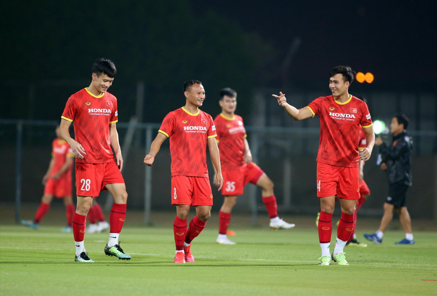 Trọng Hoàng (giữa) sẽ là “quân bài” bất ngờ của thầy Park. Ảnh: Hữu Phạm (từ UAE)