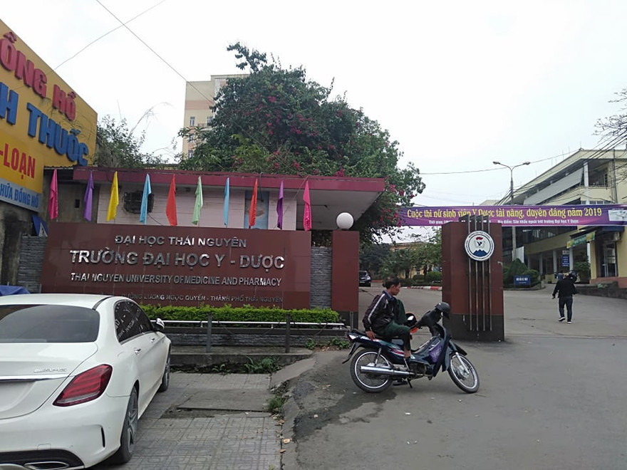 Có dấu hiệu lập khống quyết toán tiền mua vật tư hóa chất trong triển khai đề tài “Nghiên cứu giải pháp can thiệp nhằm giảm nguy cơ sinh con mắc bệnh Thalassemia” do PGS.TS Nguyễn Tiến Dũng làm chủ nhiệm.