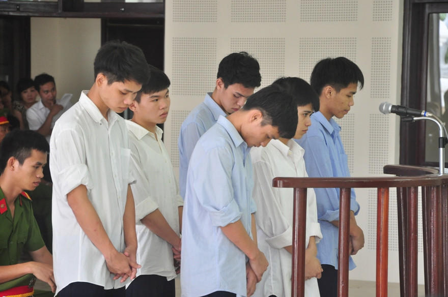 Các bị cáo tại phiên tào