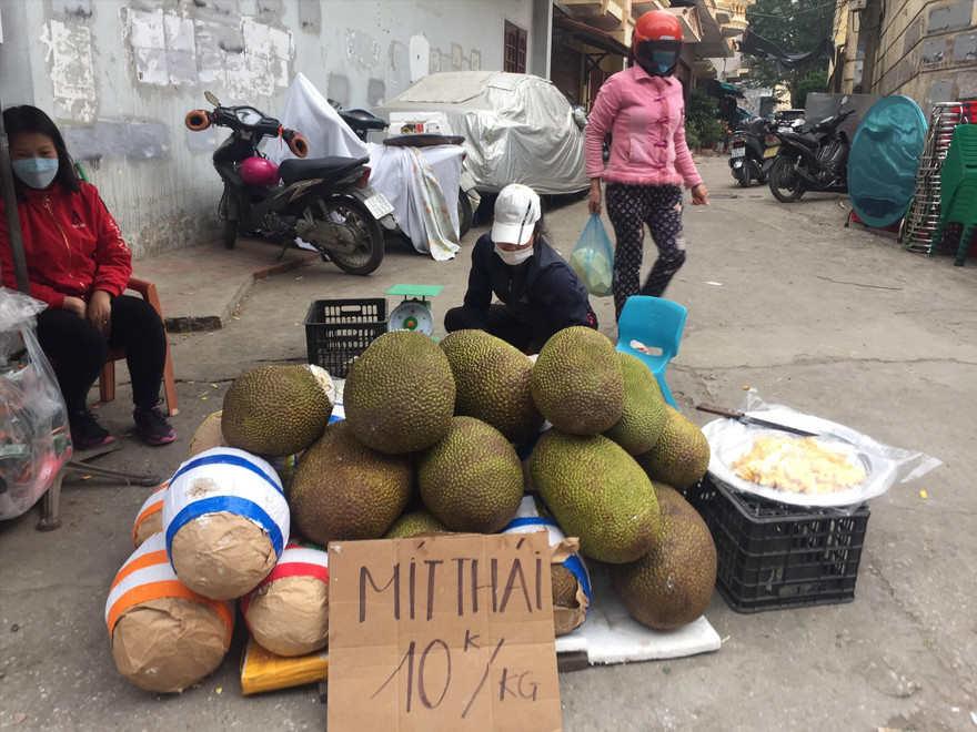 Bán tháo khoán mít xuất khẩu với giá rẻ bèo Ảnh: Duy Chiến 
