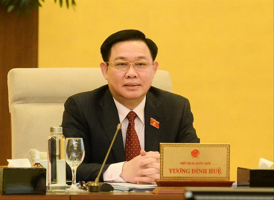 Chủ tịch Quốc hội Vương Đình Huệ phát biểu tại phiên họp. Ảnh: QH 