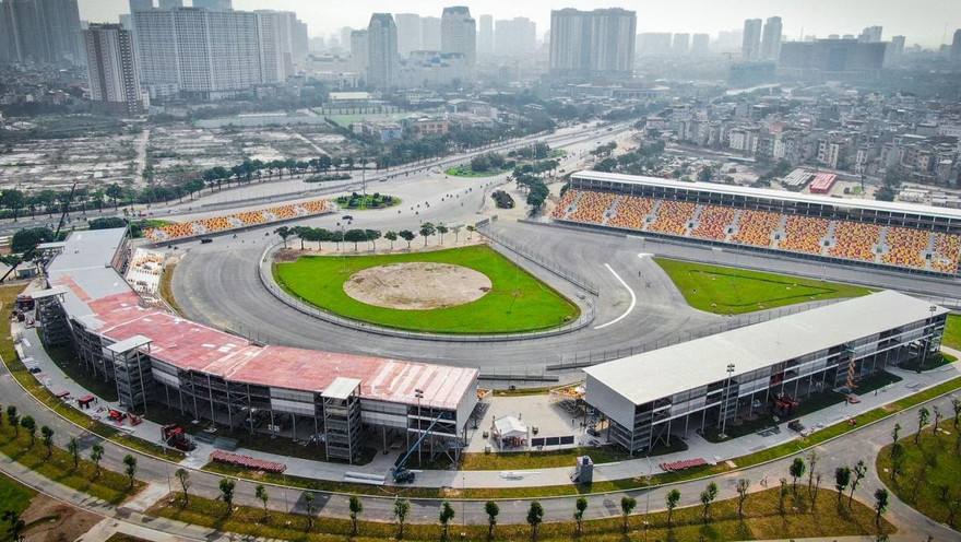 Một góc đường đua xe công thức 1 tại Mỹ Đình trước khi bị hủy bỏ giải 