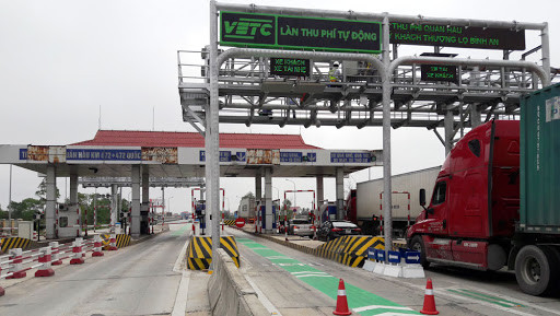 Bộ GTVT đề xuất cho phép nhà đầu tư BOT giao thông và đơn vị cung cấp dịch vụ thu phí tự động được thống nhất đơn vị quản lý và vận hành trạm thu phí.