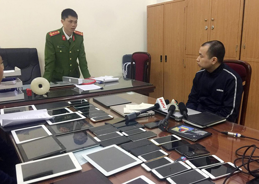 Trần Ngọc Anh, người lập trình thiết kế web đánh bạc qua game đế chế tại cơ quan công an. Ảnh: Nguyễn hoàn 