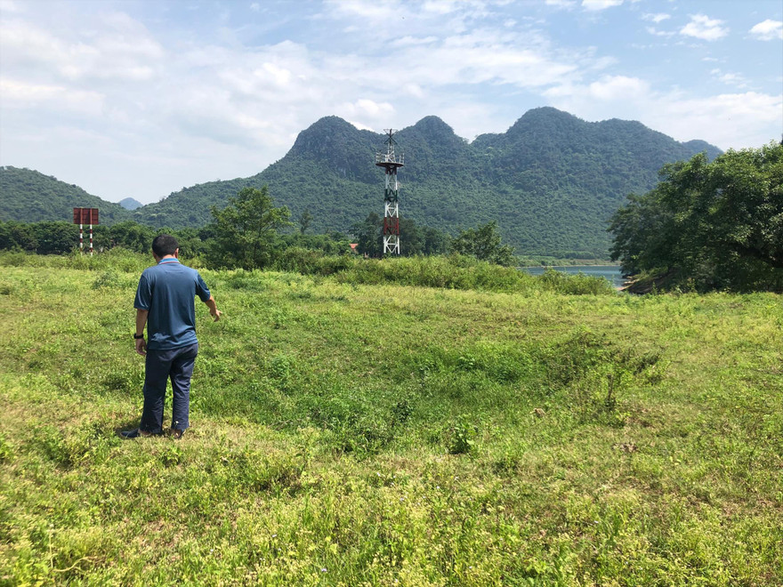 Khu vực mà ông Cường cho là nơi giấu vàng của vua Hàm Nghi cách cửa động Phong Nha chừng 200m 