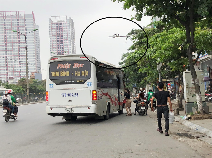 Cục CSGT đang nghiên cứu lập ứng dụng để giảm quy trình, thủ tục nộp phạt qua hình ảnh. Ảnh: T.Đảng 