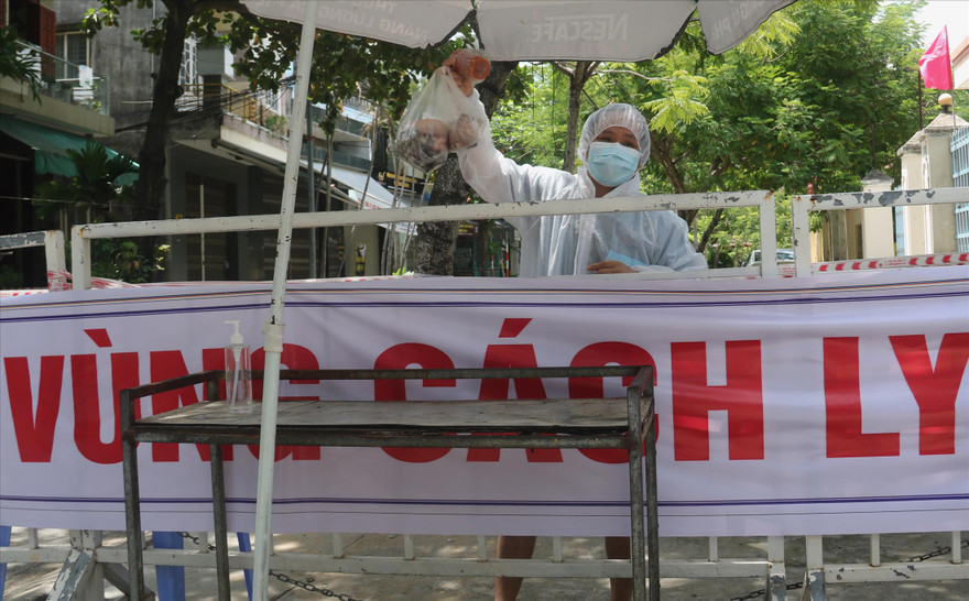 Đà Nẵng thiết lập thêm nhiều vùng cách ly tại khu dân cư để ngăn chặn dịch COVID-19 lây lan ​