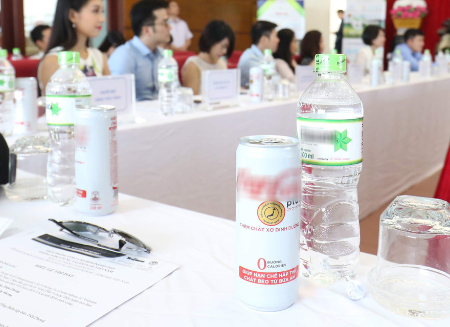 Cơ quan công sở sẽ không được sử dụng đồ nhựa một lần Ảnh: Như Ý