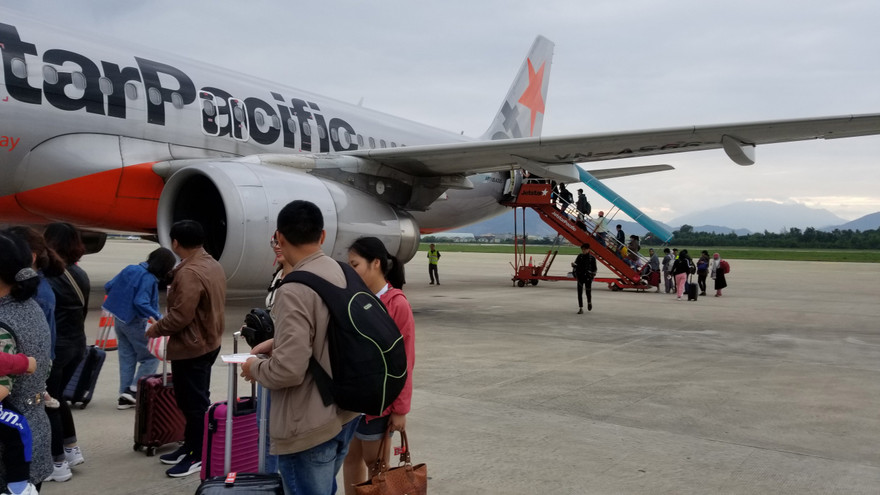 Hàng không Việt Nam đang chịu khoản lỗ kỷ lục do dịch bệnh. Ảnh: H.V