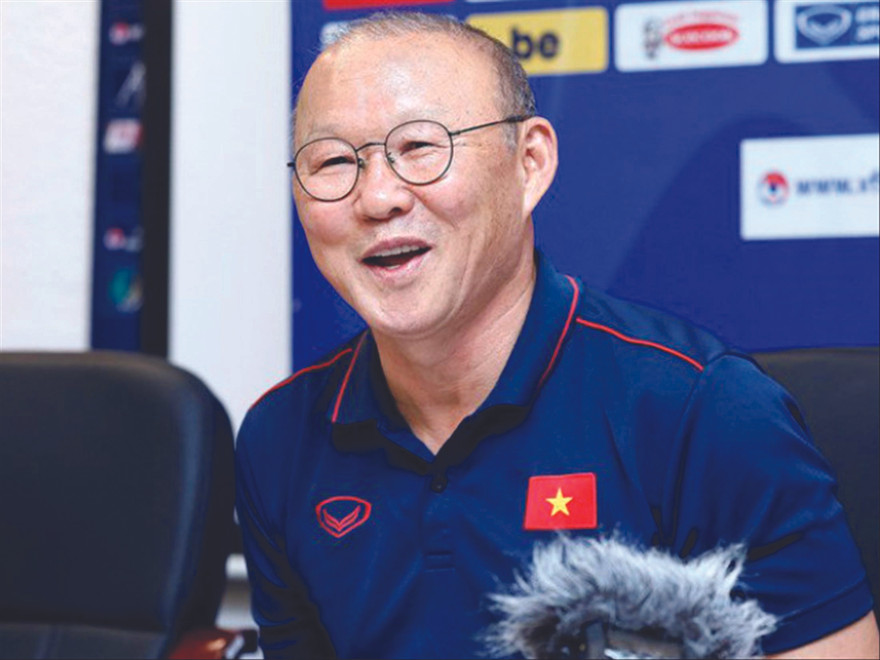 HLV Park Hang Seo tỏ ra rất thoải mái trong cuộc trò chuyện với báo chí 