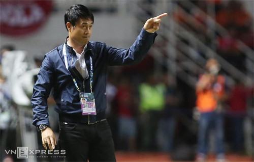 VFF đánh giá cao HLV Hữu Thắng, vẫn đặt niềm tin vào ông. Ảnh: Đức Đồng