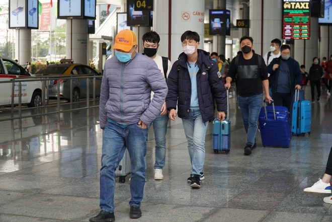 Bộ LĐTB&XH yêu cầu các doanh nghiệp tạm dừng tiếp nhận lao động Trung Quốc sau khi Thủ tướng công bố về dịch bệnh corona ở Việt Nam - Ảnh: Zing