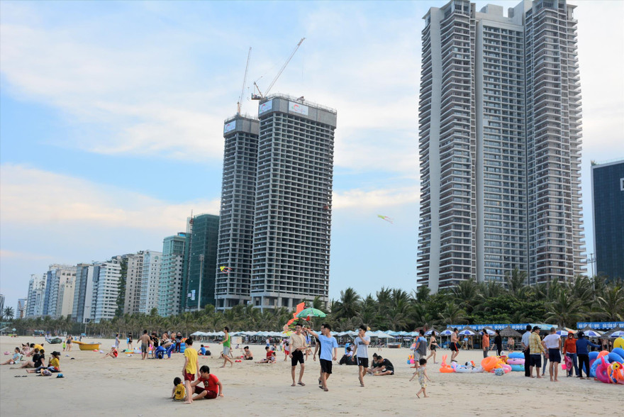 Cuộc chiến pháp lý giữa các bộ về condotel diễn ra căng thẳng 