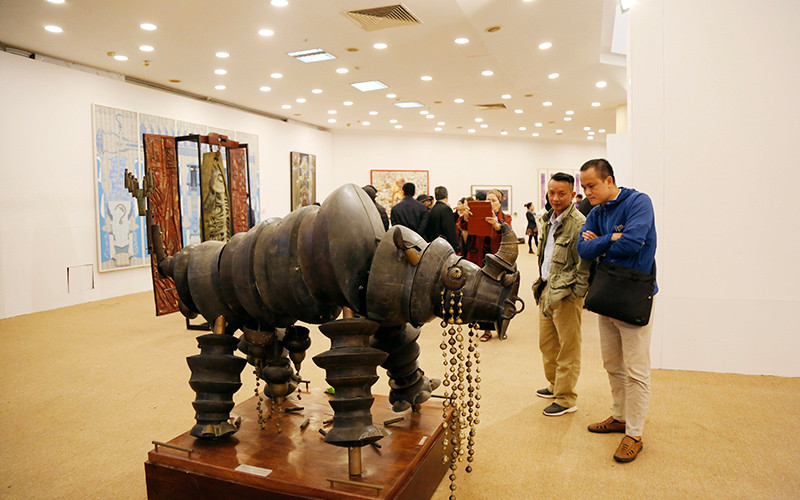 Một góc Triển lãm Mỹ thuật Việt Nam 2020.