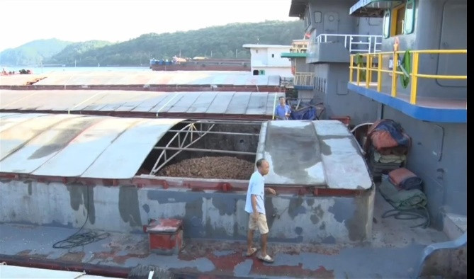 Số quặng và phương tiện bị tạm giữ gần 1 năm qua 