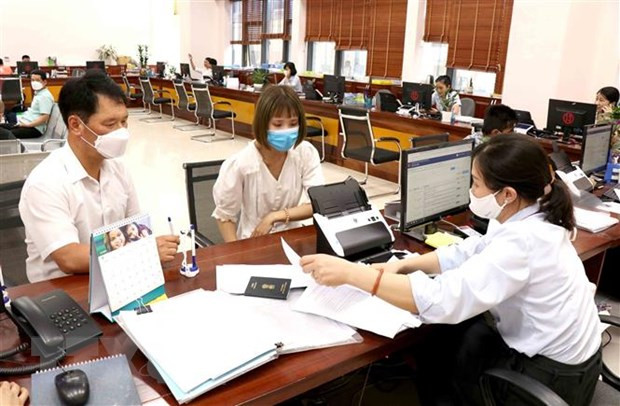 Năm 2021 giảm hơn 3.800 biên chế so với năm 2020