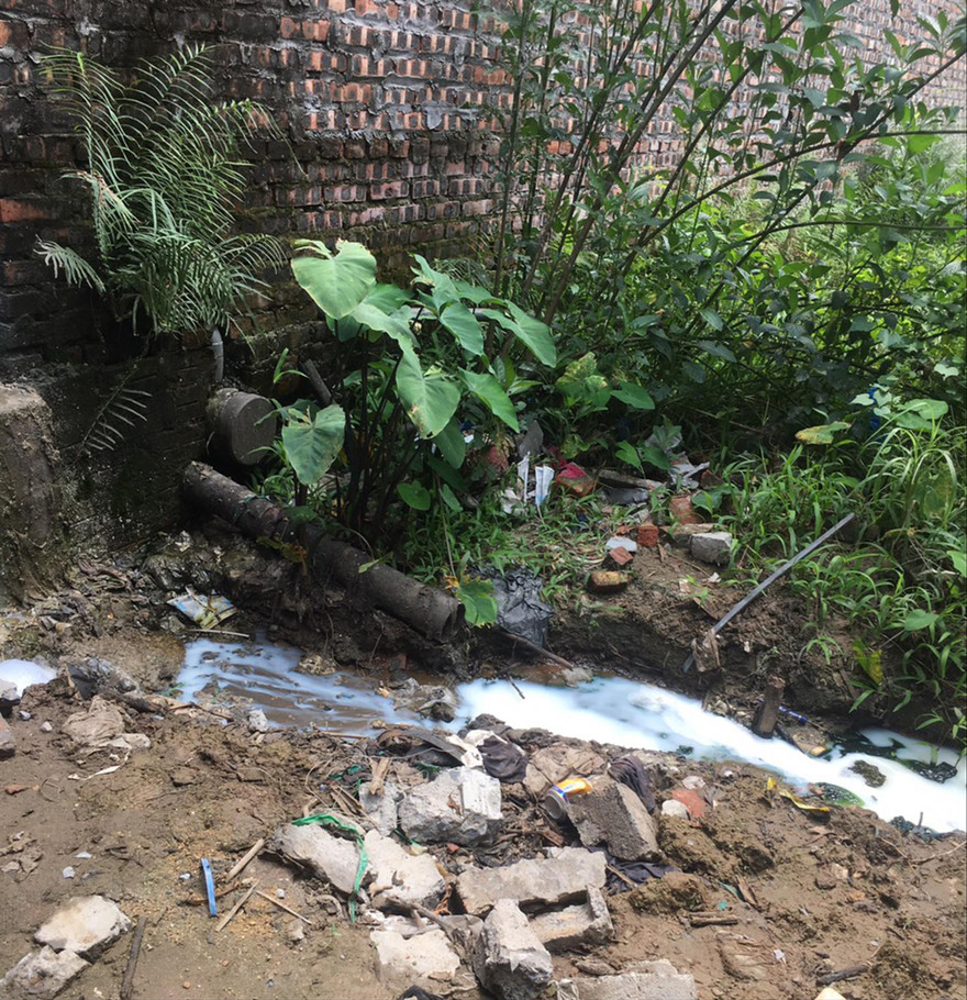 ​Nhà máy băng keo 'đầu độc' khu dân cư ở Hưng Yên