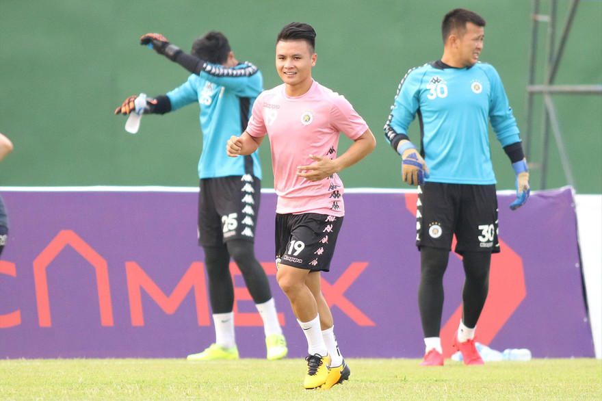 Quang Hải trong buổi tập trước trận gặp chủ nhà B. Bình Dương Ảnh: CTV 