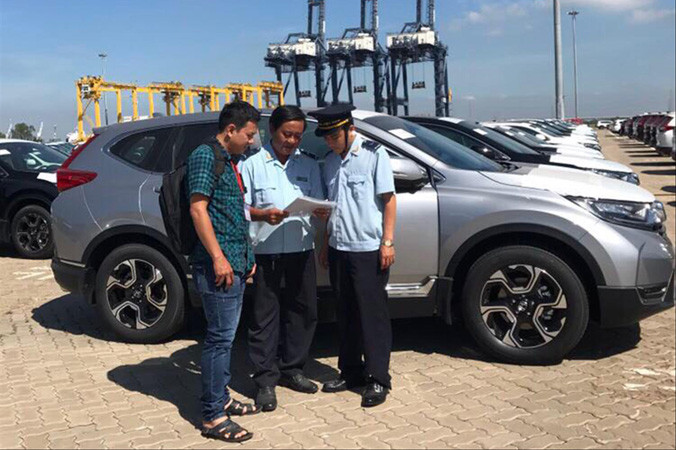 Vướng Nghị định 116, các hãng ồ ạt nhập xe trước 31/12/2017 để có hàng bán Tết.