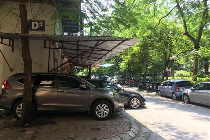 Khu tái định cư 7,2ha phường Vĩnh Phúc (quận Ba Đình) không thành lập được Ban quản trị tòa nhà đã nhiều năm nay. Ảnh: Trường Phong.