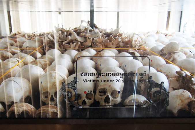 Hài cốt của các nạn nhân ở Choeung Ek.