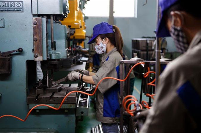 Tăng trưởng kinh tế 6 tháng cuối năm 2018 sẽ khó khăn. Ảnh minh hoạ.